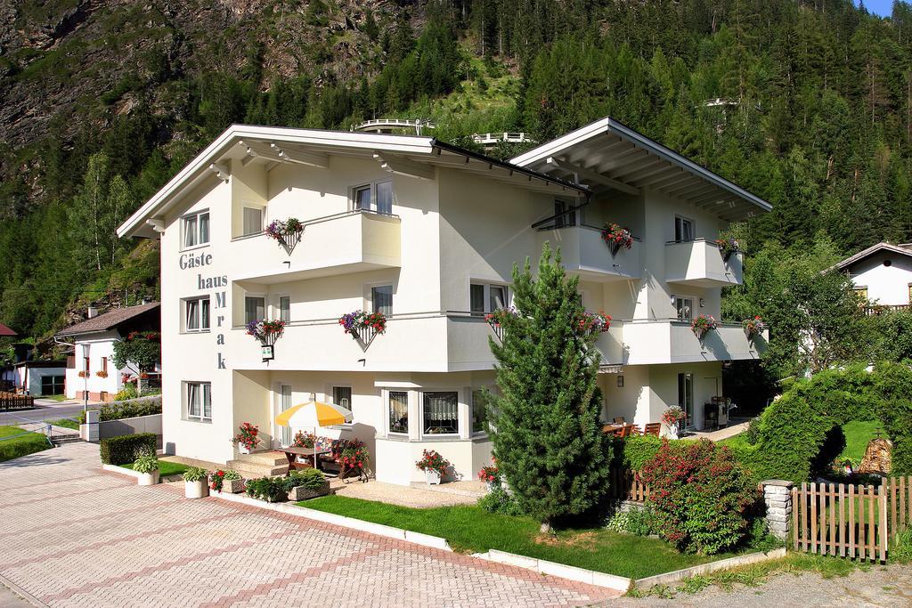 Gaestehaus Mrak Längenfeld Esterno foto
